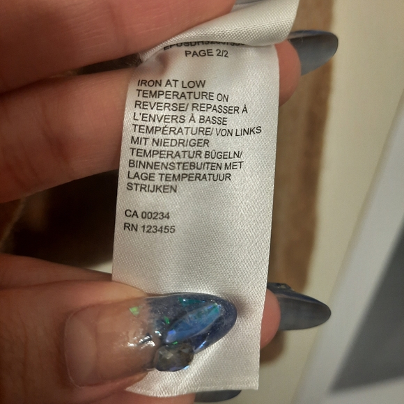 *SOLD* Lord & Taylor 100% Cashmere Crew Neck Cardigan Sweater Tan - Picture 11 of 16